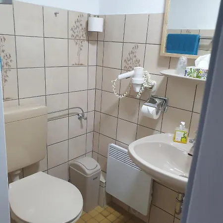 Hotel Kurparkhotel-gemuend 3*