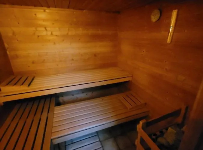 Kurparkhotel-gemuend Hotel