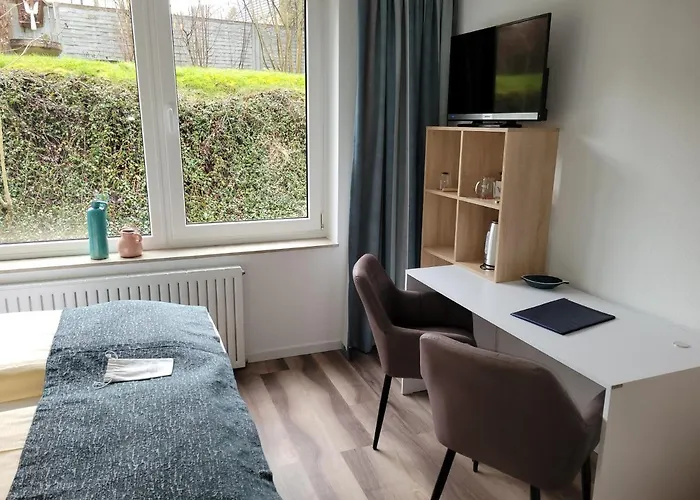 Kurparkhotel-gemuend Hotel