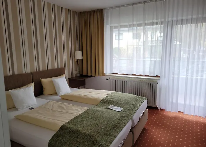 Kurparkhotel-gemuend Hotel 3*